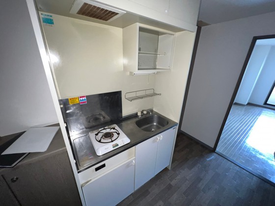 キッチン　※別部屋の写真です