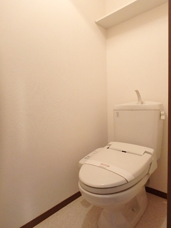 トイレ　図面と現状に相違がある場合には現状を優先