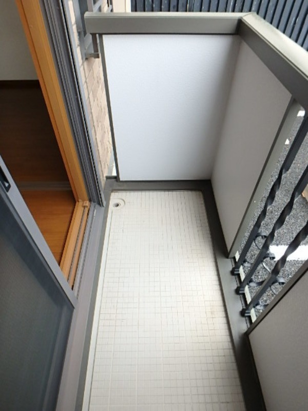 バルコニー　図面と現状に相違がある場合には現状を優先