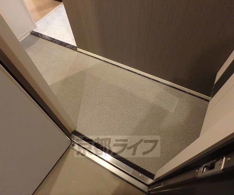 玄関　ハウスメーカー施工