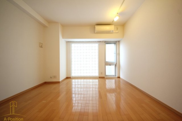 居室・リビング　RIDGE北堀江