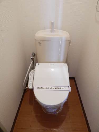 トイレ　トイレ