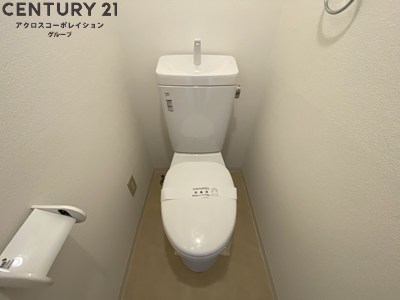 トイレ　掃除のしやすいシンプルなトイレです！