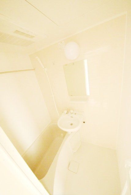 バス・シャワールーム　★綺麗なバスルームです★