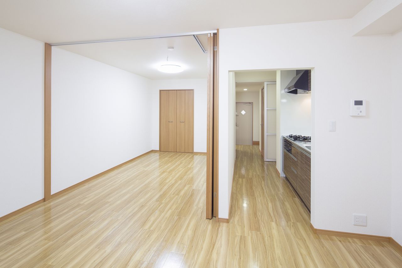 居室・リビング　参考写真です。現況優先。