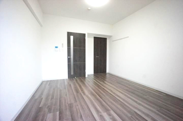 居室・リビング　※入居中の為、同間取りの別部屋写真です。