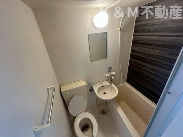 バス・シャワールーム　日々の疲れを癒すお風呂付です