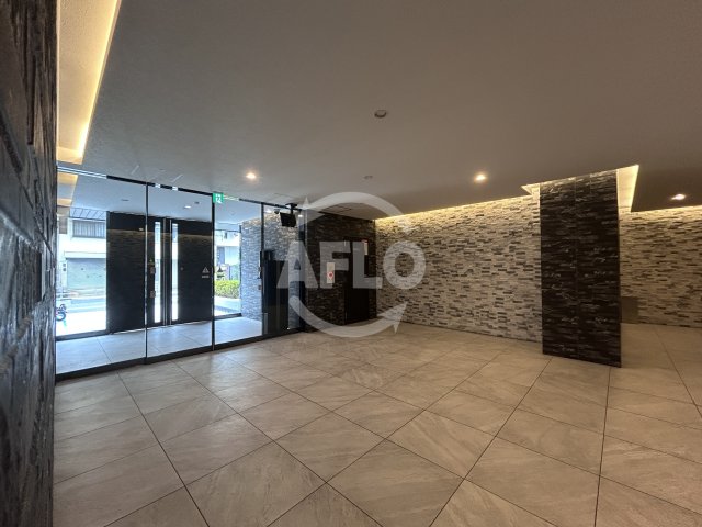 ロビー　エスリード大阪クレストコート　ロビー