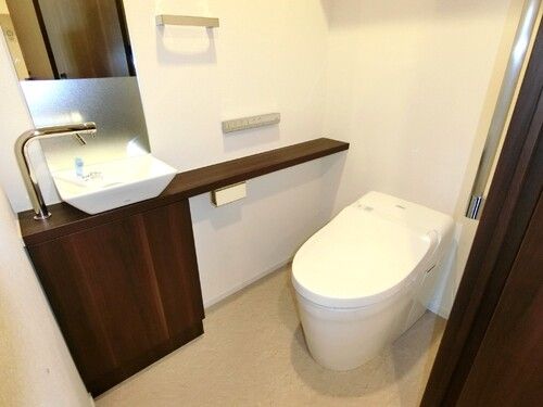 トイレ　コンパクトで使いやすいトイレです