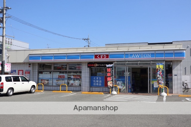 コンビニ　ローソン秋田さくら店（コンビニ）まで405m