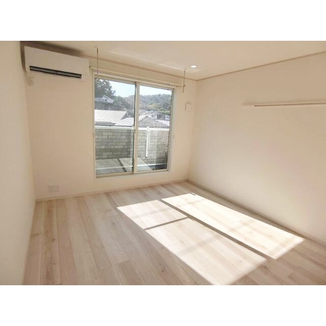 居室・リビング　日当たり良好♪広々7.4帖