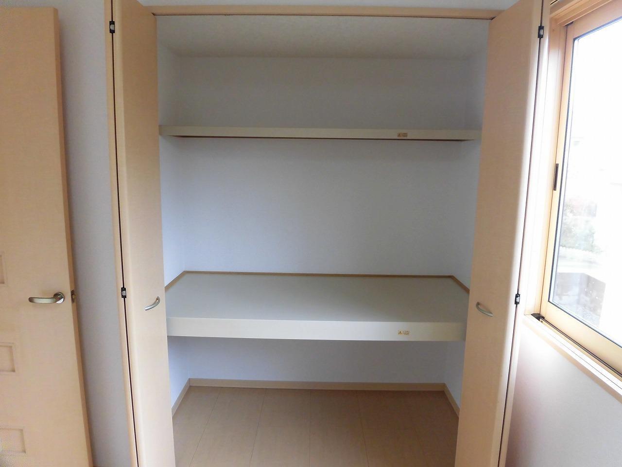 収納　クローゼット