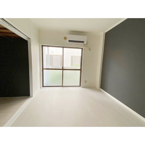 居室・リビング　ゆったりとした居間です