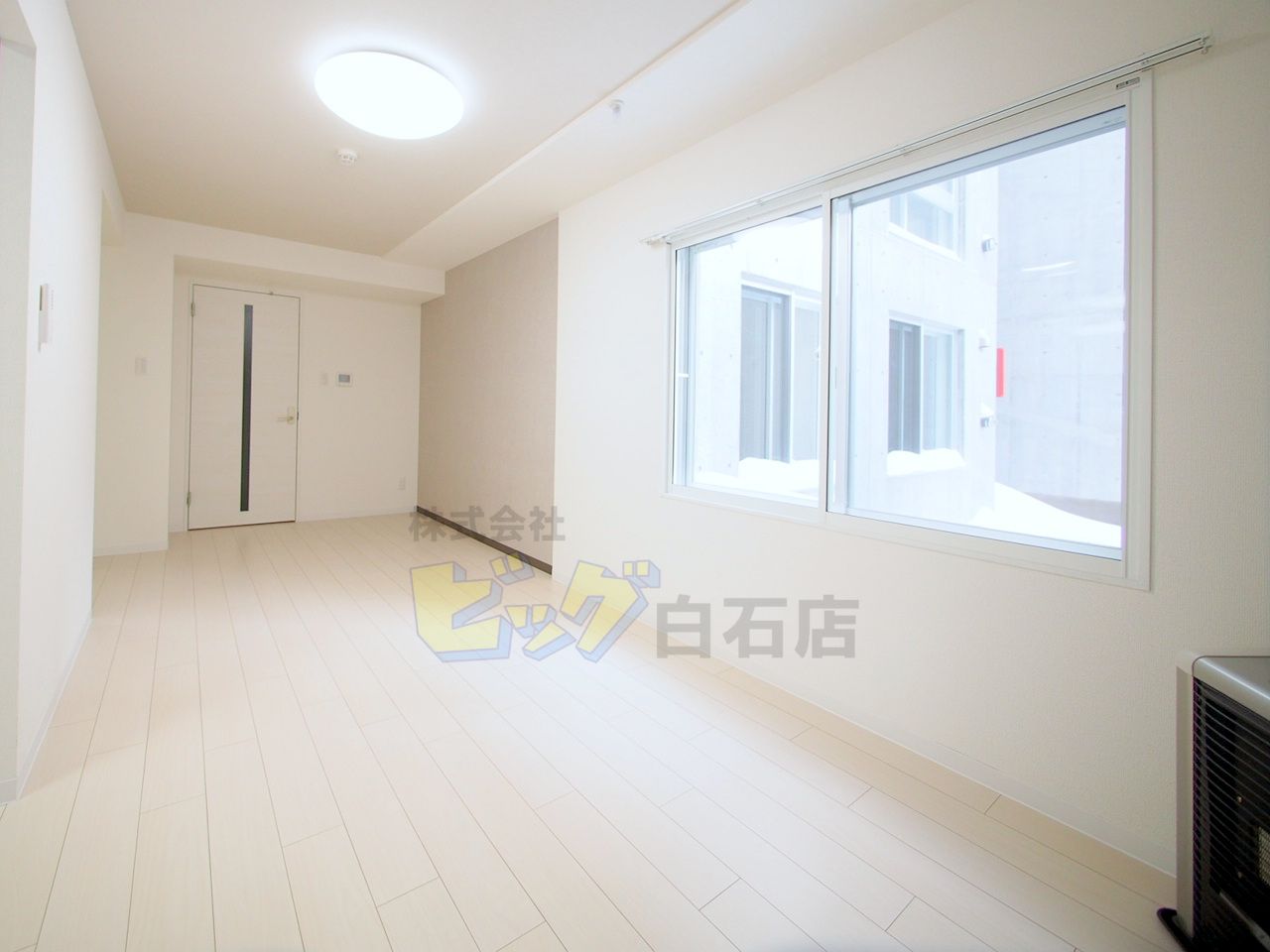 居室・リビング　広々リビングです♪