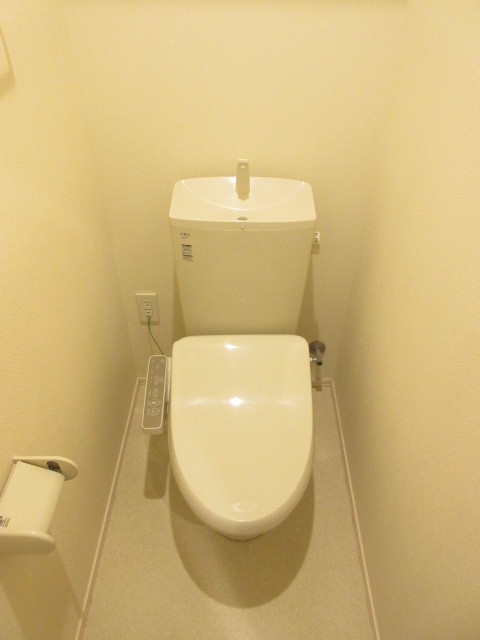 トイレ　★温水洗浄便座★
