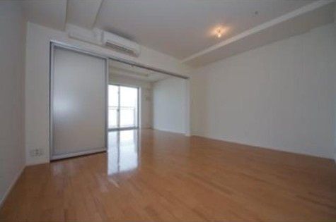 居室・リビング　明るいお部屋ですね♪