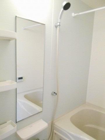 バス・シャワールーム　日々の暮らしに欠かせないお風呂です