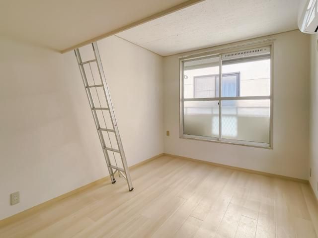 居室・リビング　洋室6帖