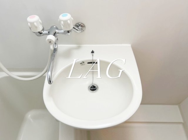 洗面設備　洗面台です。