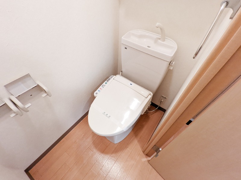 トイレ　図面と現状に相違がある場合には現状を優先