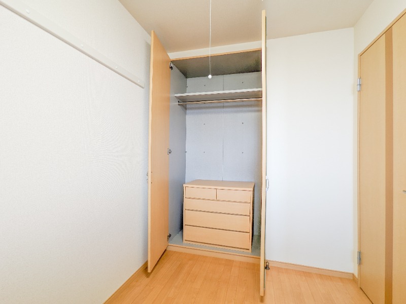 収納　図面と現状に相違がある場合には現状を優先