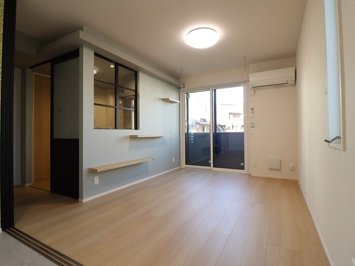 居室・リビング　リビング全景