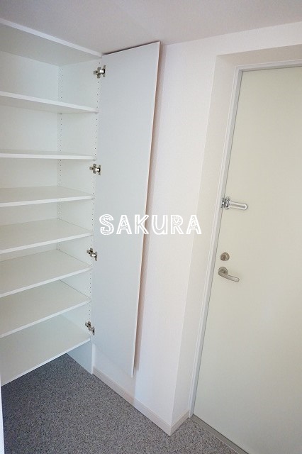 玄関　大容量のシューズボックス♪