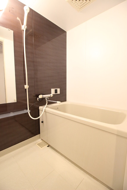 バス・シャワールーム　追焚機能付き