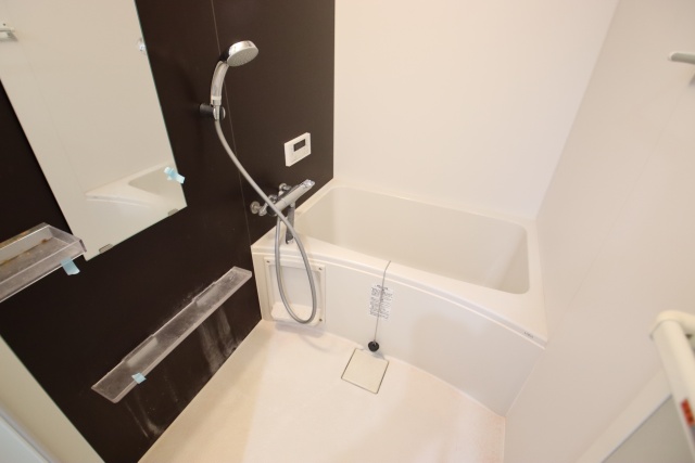 バス・シャワールーム　※別室の参考写真の為、現況優先です。