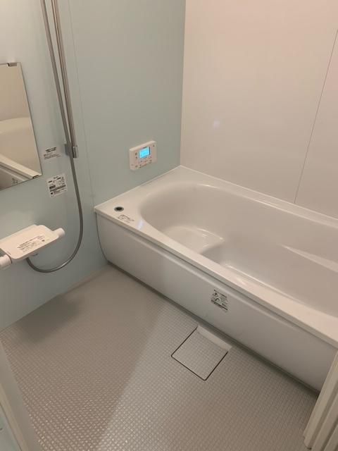 バス・シャワールーム　一坪風呂になっています！