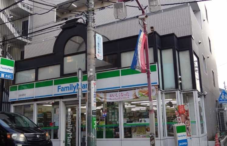 コンビニ　ファミリーマート（コンビニ）まで375m