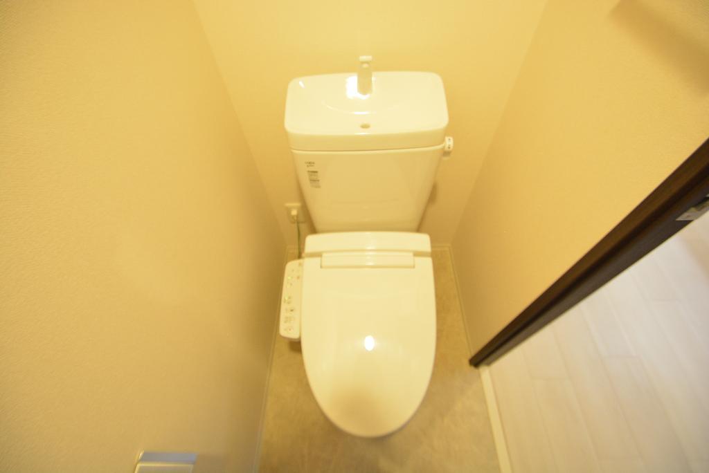 トイレ　シャワー付トイレ
