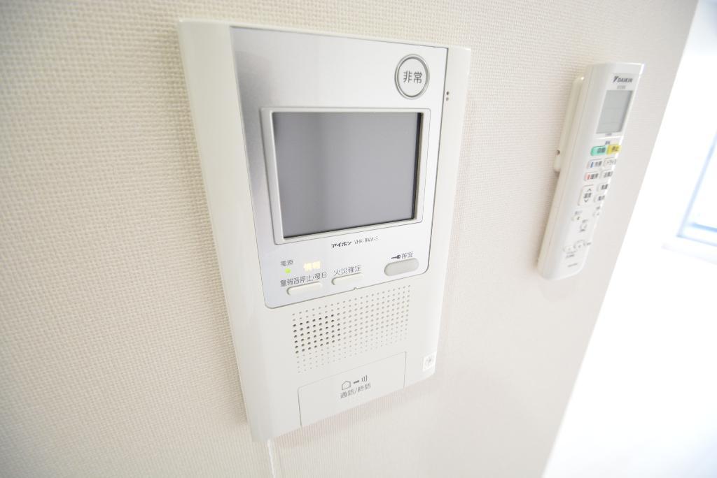 セキュリティ　カメラ付インターホン