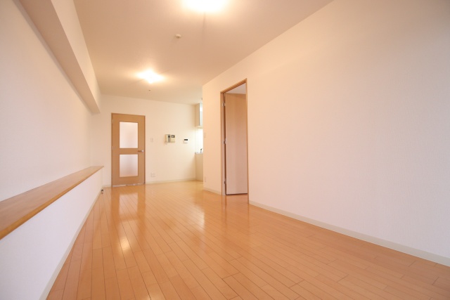 居室・リビング　※別部屋の参考写真のため、現状優先です。