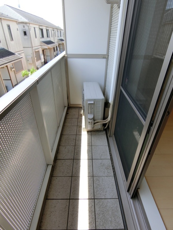 バルコニー　図面と現状に相違がある場合には現状を優先