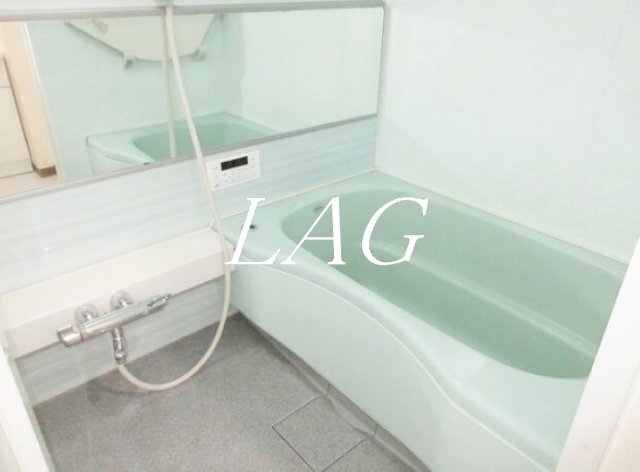 バス・シャワールーム　お風呂です。
