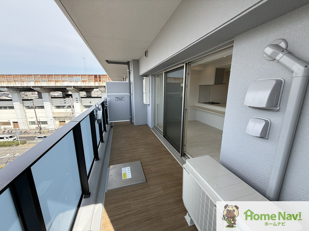 バルコニー　西向きです。