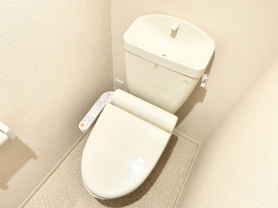 トイレ　シャワー付きトイレ