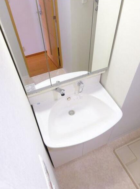 洗面設備　別部屋参考写真