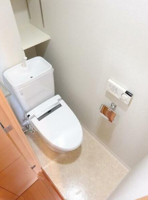 トイレ　別部屋参考写真