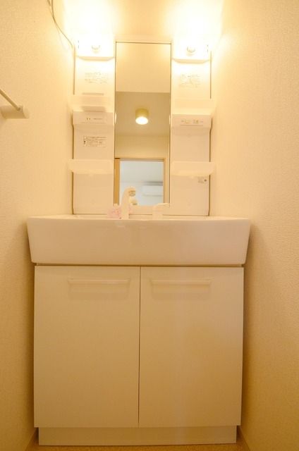 洗面設備　同一タイプ