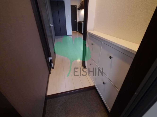 玄関　下駄箱もしっかりついてます！