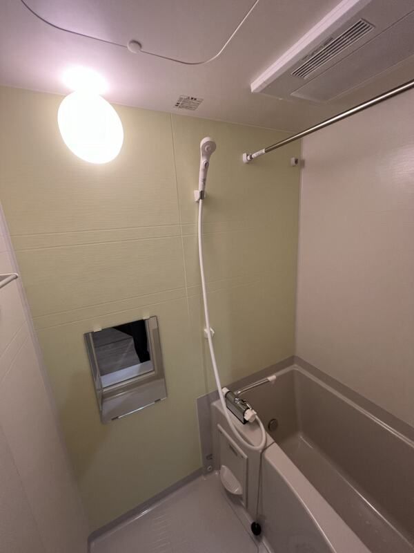 バス・シャワールーム　☆ゆったりくつろげるお風呂☆