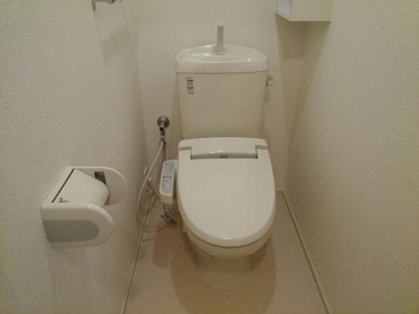 トイレ　ウォシュレット！