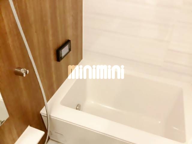 バス・シャワールーム　別号室の参考写真