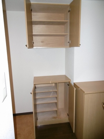 玄関　シューズボックス