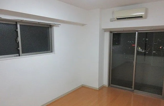 居室・リビング　☆明るい洋室☆