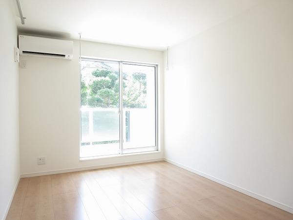 居室・リビング　別室参考写真