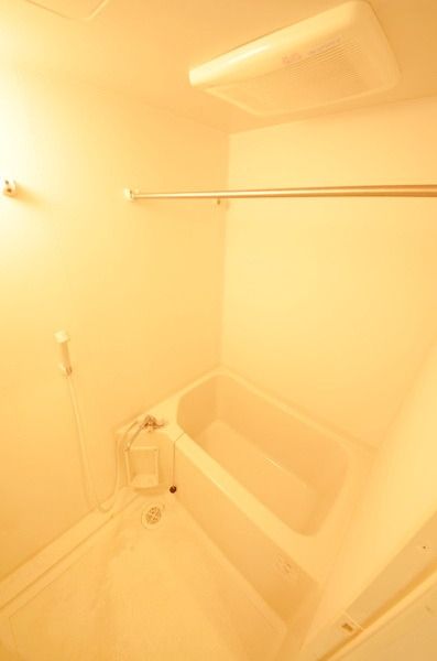 バス・シャワールーム　♪サッパリ爽快バスタイム！♪