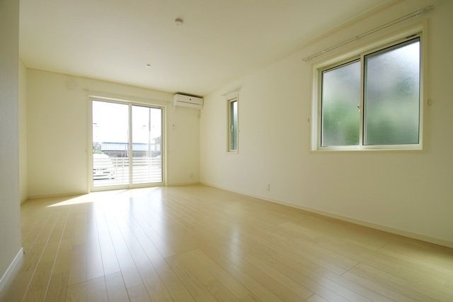 居室・リビング　★お部屋探しはタウンハウジング稲田堤店まで★